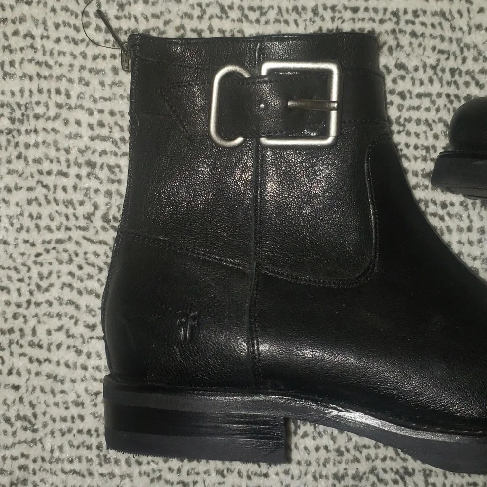 Frye Veronica Moto ankleboot 6 1/2 - Picture 3 of 7